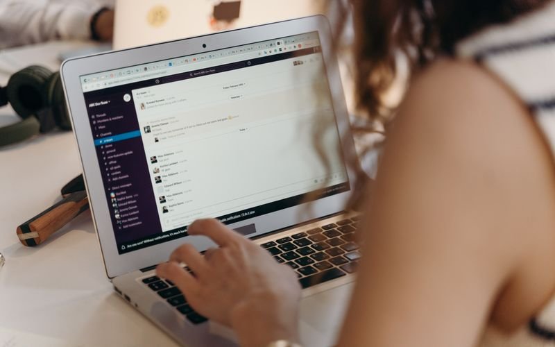 Personalized one-to-one client service